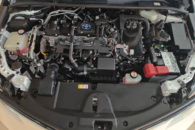 Used Toyota Corolla 2021 Dual-Motor 1.8L E-CVT Elite Edition Engine Bay