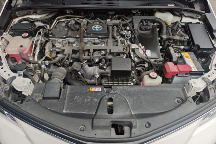 Used Toyota Corolla 2021 Dual-Motor 1.8L E-CVT Elite Edition Engine Bay