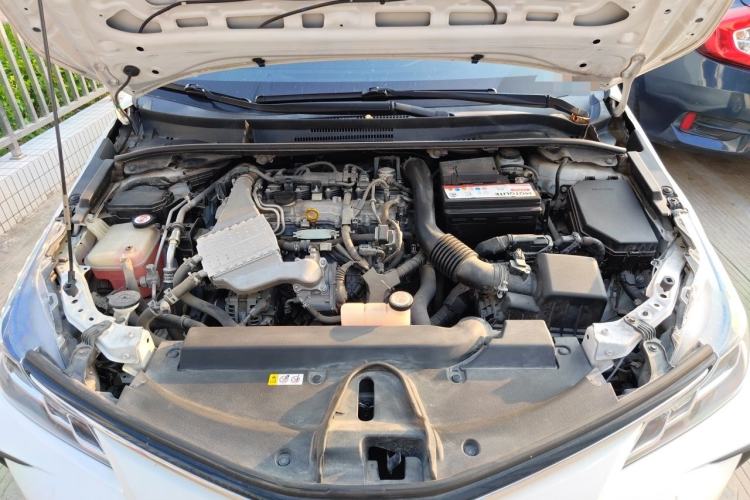 Used Toyota Corolla 2021 1.2T S-CVT Pioneer Edition Engine Bay