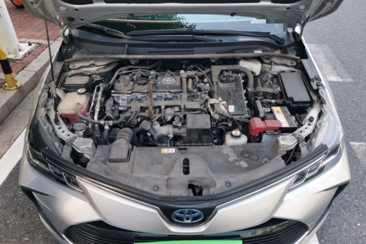 Used Toyota Corolla 2021 Dual-Motor 1.8L E-CVT Elite Edition Engine Bay