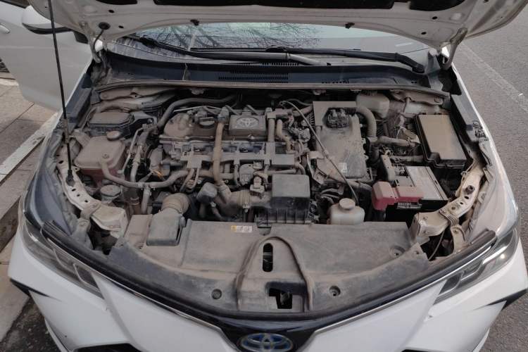 Used Toyota Corolla 2021 Dual-Motor 1.8L E-CVT Elite Edition Engine Bay