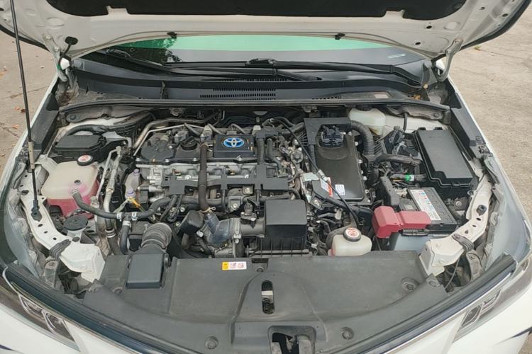 Used Toyota Corolla 2021 Dual-Motor 1.8L E-CVT Elite Edition Engine Bay