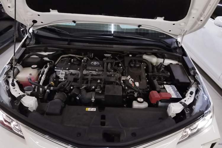 Used Toyota Corolla 2021 Dual-Motor 1.8L E-CVT Elite Edition Engine Bay