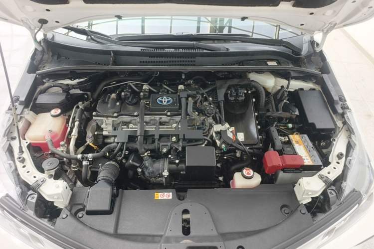 Used Toyota Corolla 2021 Dual-Motor 1.8L E-CVT Elite Edition Engine Bay