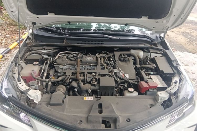 Used Toyota Corolla 2021 Dual-Motor 1.8L E-CVT Elite Edition Engine Bay