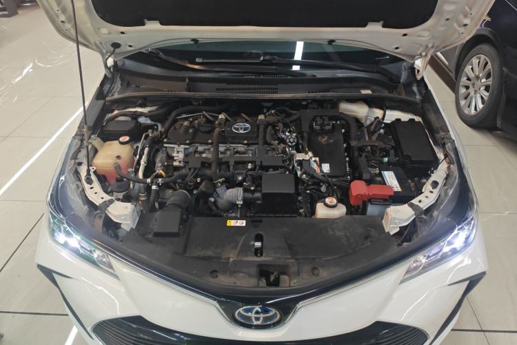 Used Toyota Corolla 2021 Dual-Motor 1.8L E-CVT Elite Edition Engine Bay