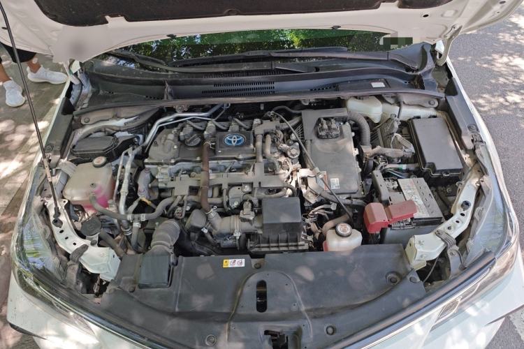 Used Toyota Corolla 2021 Dual-Motor 1.8L E-CVT Elite Edition Engine Bay