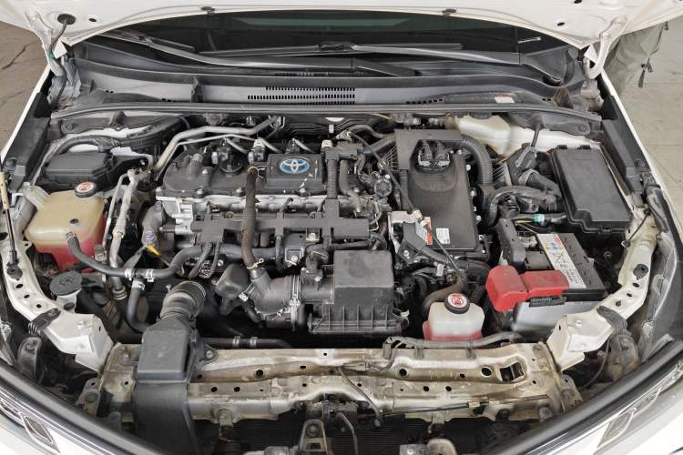 Used Toyota Corolla 2021 Dual-Motor 1.8L E-CVT Elite Edition Engine Bay