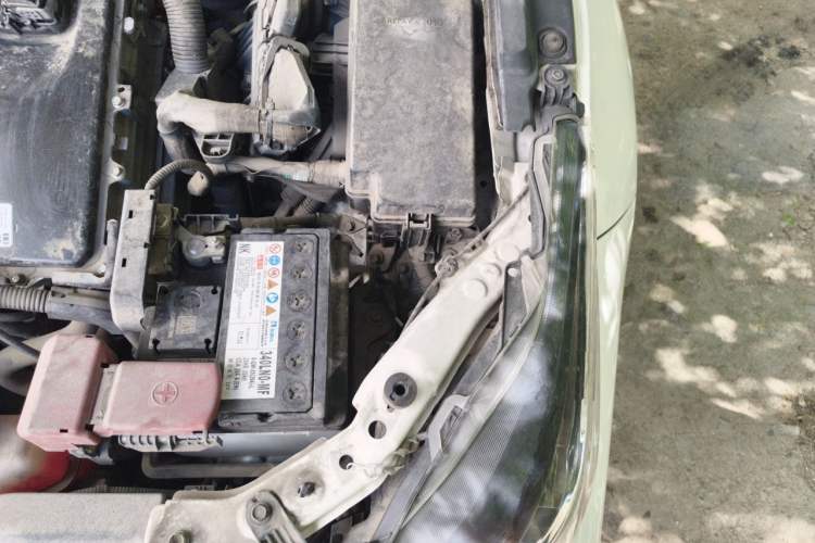 Used Toyota Corolla 2021 Dual-Engine 1.8L E-CVT Pioneer Edition Engine Bay Left