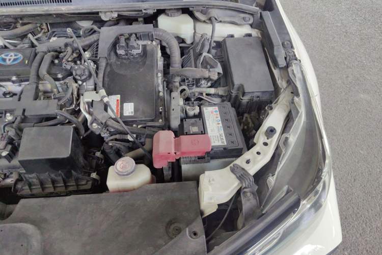 Used Toyota Corolla 2021 Dual-Motor 1.8L E-CVT Elite Edition Engine Bay Left