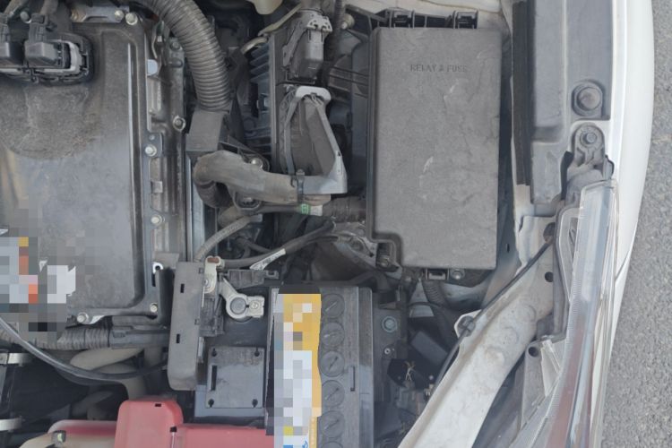 Used Toyota Corolla 2021 Dual-Motor 1.8L E-CVT Elite Edition Engine Bay Left