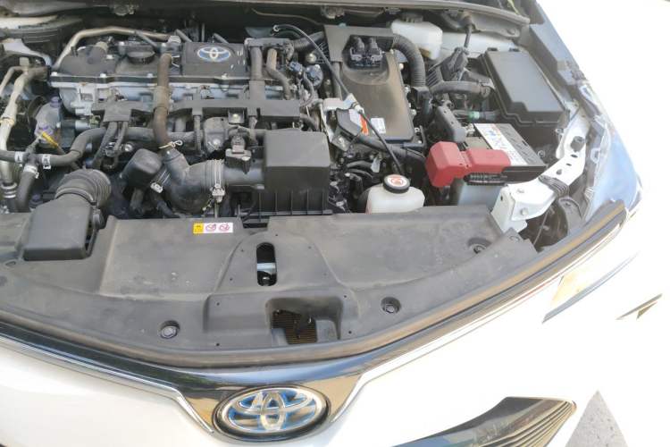Used Toyota Corolla 2021 Dual-Motor 1.8L E-CVT Elite Edition Engine Bay Left