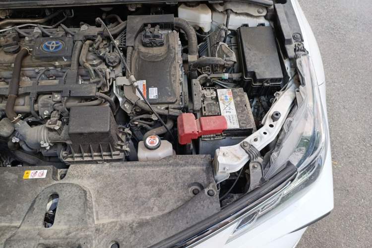 Used Toyota Corolla 2021 Dual-Motor 1.8L E-CVT Elite Edition Engine Bay Left