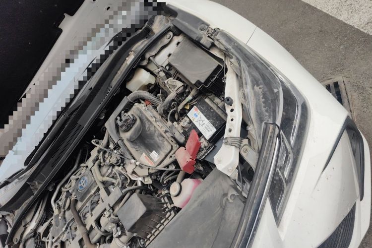Used Toyota Corolla 2021 Dual-Motor 1.8L E-CVT Elite Edition Engine Bay Left