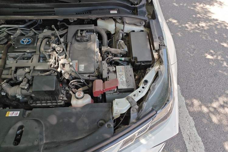 Used Toyota Corolla 2021 Dual-Motor 1.8L E-CVT Elite Edition Engine Bay Left
