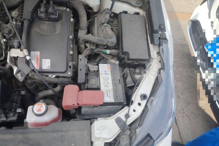 Used Toyota Corolla 2021 Dual-Motor 1.8L E-CVT Elite Edition Engine Bay Left