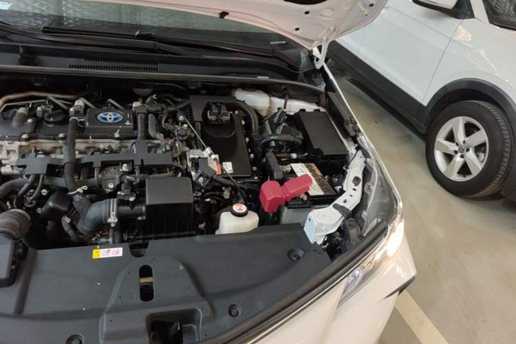 Used Toyota Corolla 2021 Dual-Engine 1.8L E-CVT Pioneer Edition Engine Bay Left