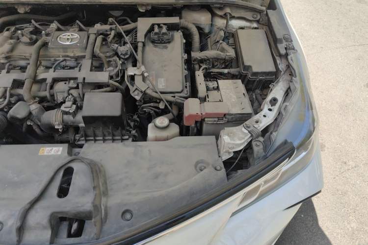Used Toyota Corolla 2021 Dual-Motor 1.8L E-CVT Elite Edition Engine Bay Left