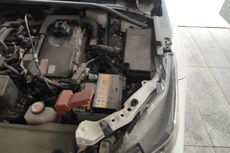 Used Toyota Corolla 2021 Dual-Motor 1.8L E-CVT Elite Edition Engine Bay Left