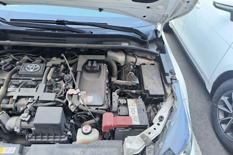 Used Toyota Corolla 2021 Dual-Engine 1.8L E-CVT Pioneer Edition Engine Bay Left
