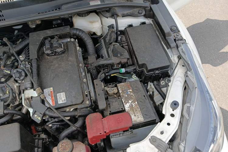 Used Toyota Corolla 2021 Dual-Motor 1.8L E-CVT Elite Edition Engine Bay Left