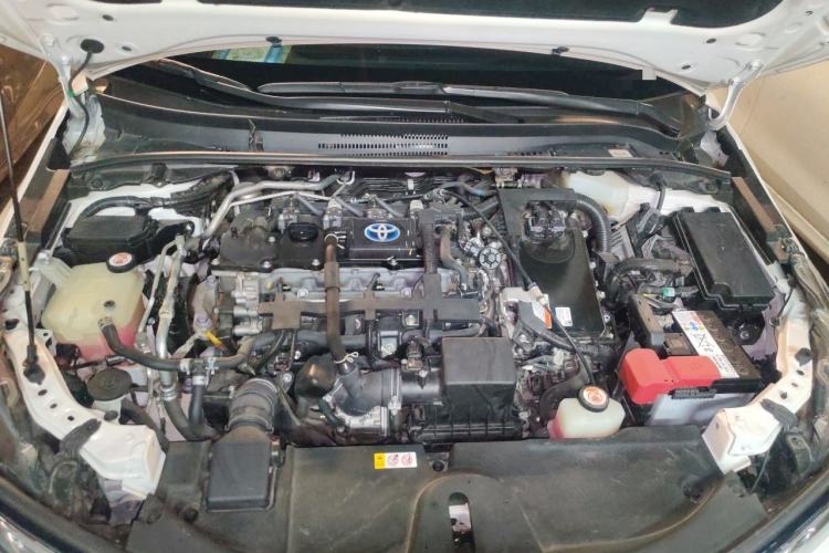 Used Toyota Corolla 2021 Dual-Motor 1.8L E-CVT Elite Edition Engine Bay