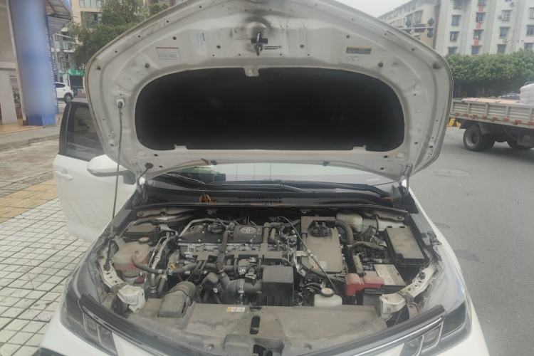 Used Toyota Corolla 2021 Dual-Motor 1.8L E-CVT Elite Edition Engine Bay