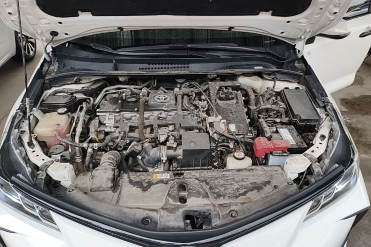 Used Toyota Corolla 2021 Dual-Motor 1.8L E-CVT Elite Edition Engine Bay