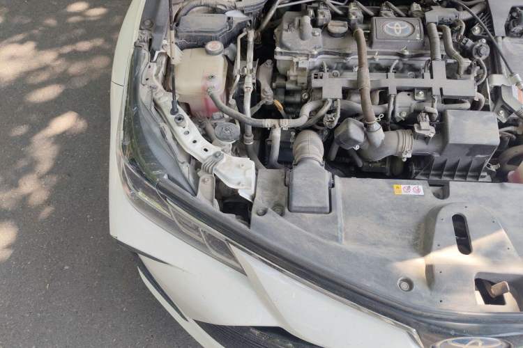 Used Toyota Corolla 2021 Dual-Motor 1.8L E-CVT Elite Edition Engine Bay Right