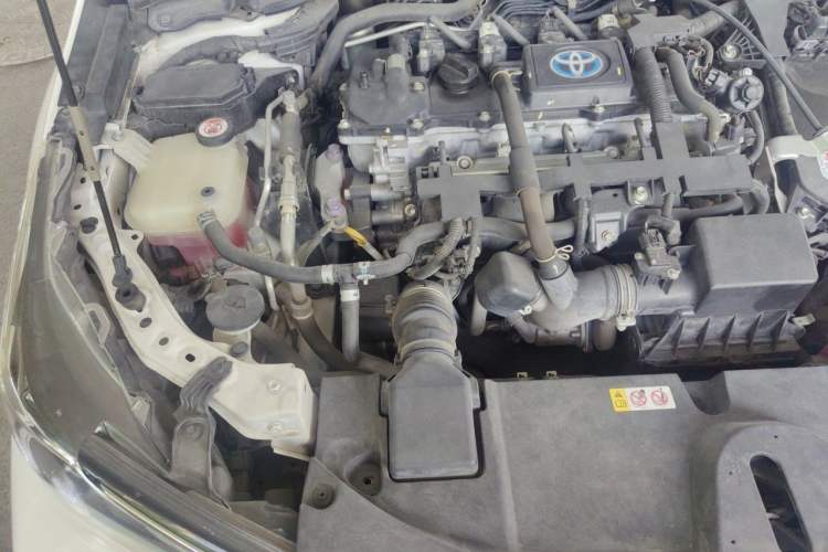 Used Toyota Corolla 2021 Dual-Motor 1.8L E-CVT Elite Edition Engine Bay Right