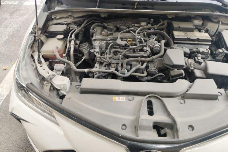 Used Toyota Corolla 2021 TNGA 1.5L CVT Elite Edition Engine Bay Right