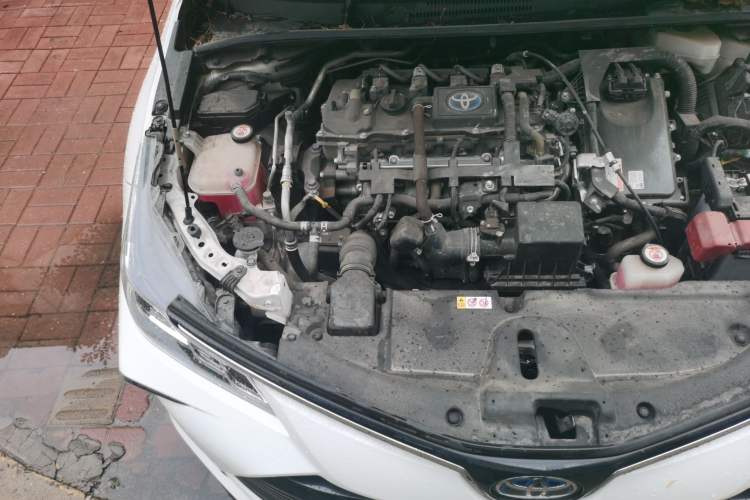 Used Toyota Corolla 2021 Dual-Motor 1.8L E-CVT Elite Edition Engine Bay Right