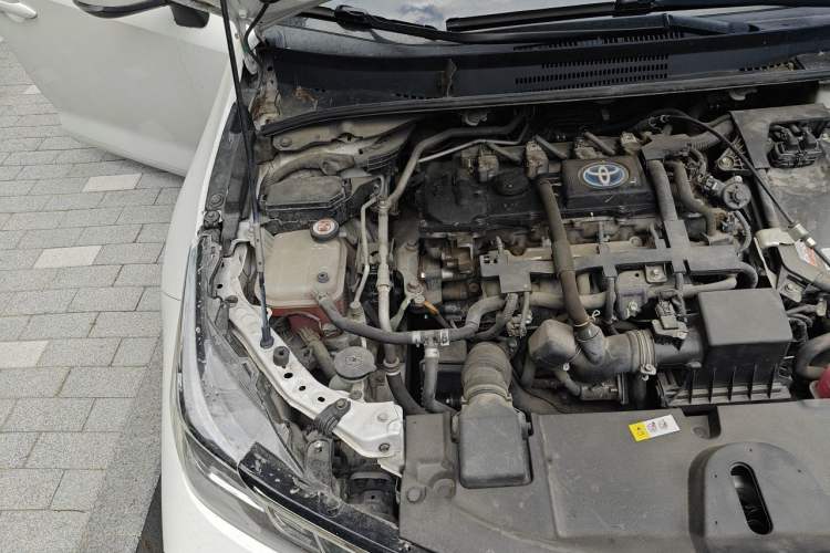 Used Toyota Corolla 2021 Dual-Engine 1.8L E-CVT Pioneer Edition Engine Bay Right