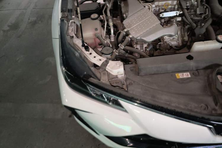 Used Toyota Corolla 2021 1.2T S-CVT Elite Edition Engine Bay Right