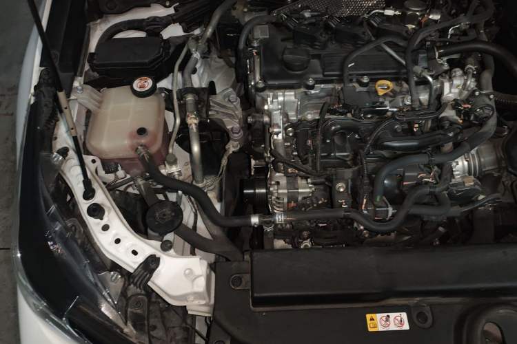 Used Toyota Corolla 2021 TNGA 1.5L CVT Pioneer Edition Engine Bay Right