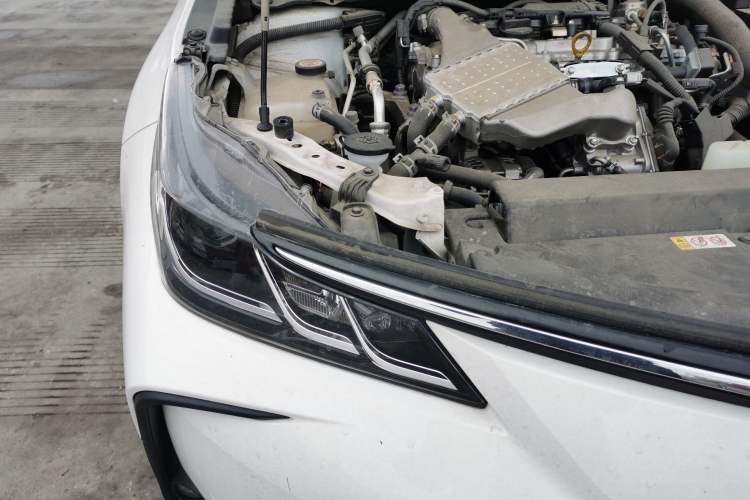 Used Toyota Corolla 2021 1.2T S-CVT Luxury Edition Engine Bay Right