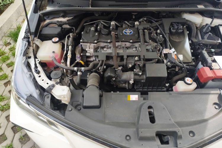 Used Toyota Corolla 2021 Dual-Motor 1.8L E-CVT Elite Edition Engine Bay Right