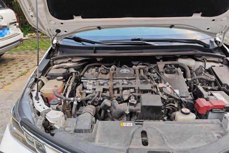Used Toyota Corolla 2021 Dual-Motor 1.8L E-CVT Elite Edition Engine Bay Right