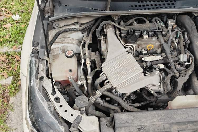 Used Toyota Corolla 2021 1.2T S-CVT Elite Edition Engine Bay Right