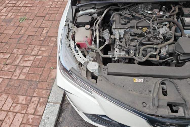 Used Toyota Corolla 2021 TNGA 1.5L CVT Elite Edition Engine Bay Right