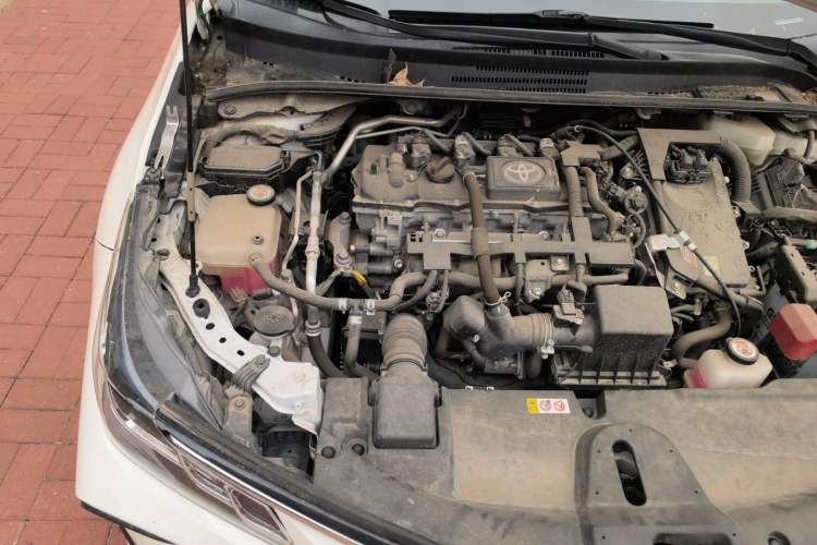 Used Toyota Corolla 2021 Dual-Motor 1.8L E-CVT Elite Edition Engine Bay Right