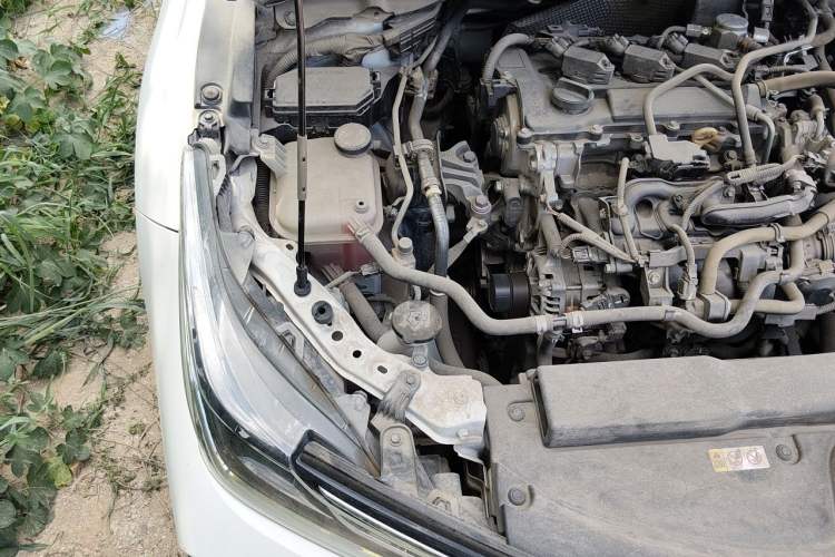 Used Toyota Corolla 2021 TNGA 1.5L CVT Elite Edition Engine Bay Right