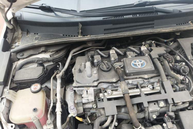 Used Toyota Corolla 2021 Dual-Motor 1.8L E-CVT Elite Edition Engine Bay Right