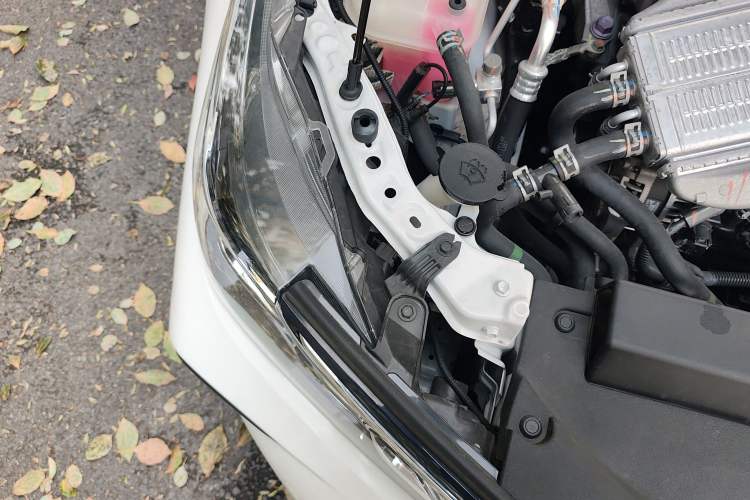 Used Toyota Corolla 2021 1.2T S-CVT Elite Edition Engine Bay Right
