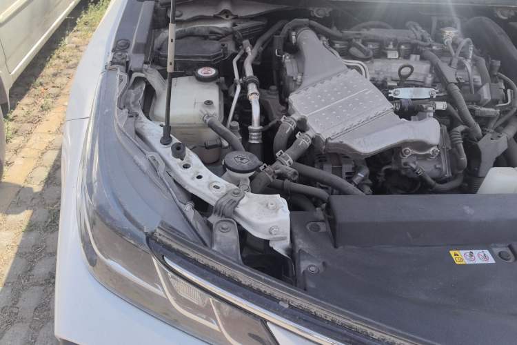 Used Toyota Corolla 2021 1.2T S-CVT Luxury Edition Engine Bay Right