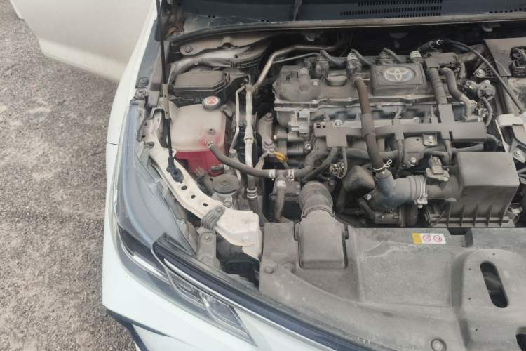 Used Toyota Corolla 2021 Dual-Motor 1.8L E-CVT Elite Edition Engine Bay Right