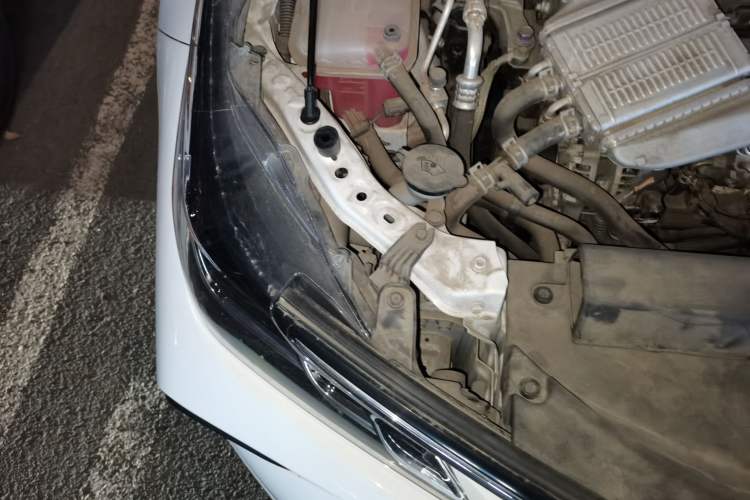 Used Toyota Corolla 2021 1.2T S-CVT Elite Edition Engine Bay Right