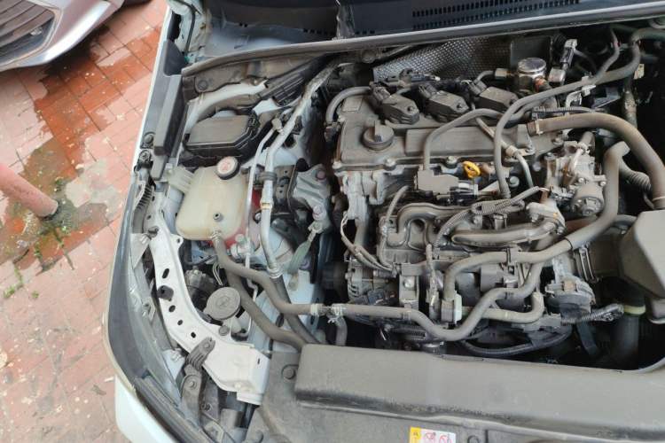 Used Toyota Corolla 2021 TNGA 1.5L CVT Pioneer Edition Engine Bay Right