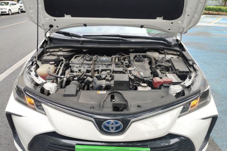 Used Toyota Corolla 2021 Dual-Motor 1.8L E-CVT Elite Edition Engine Bay