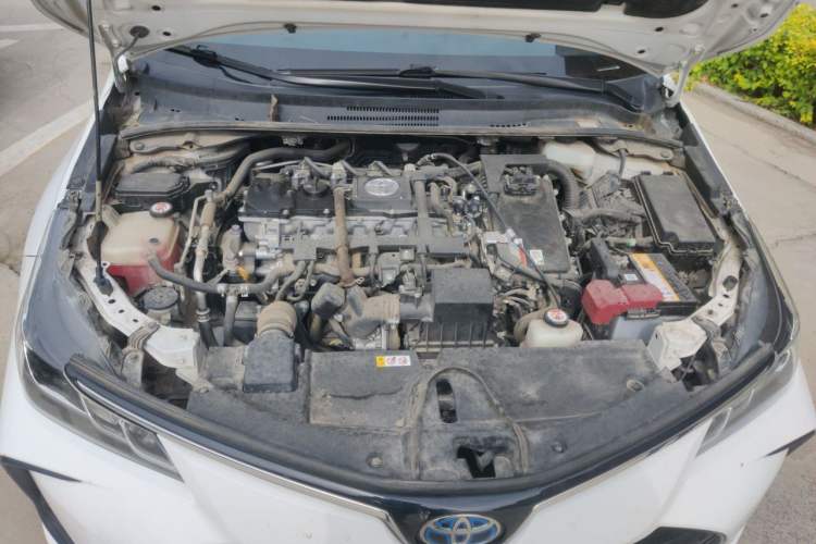 Used Toyota Corolla 2021 Dual-Motor 1.8L E-CVT Elite Edition Engine Bay